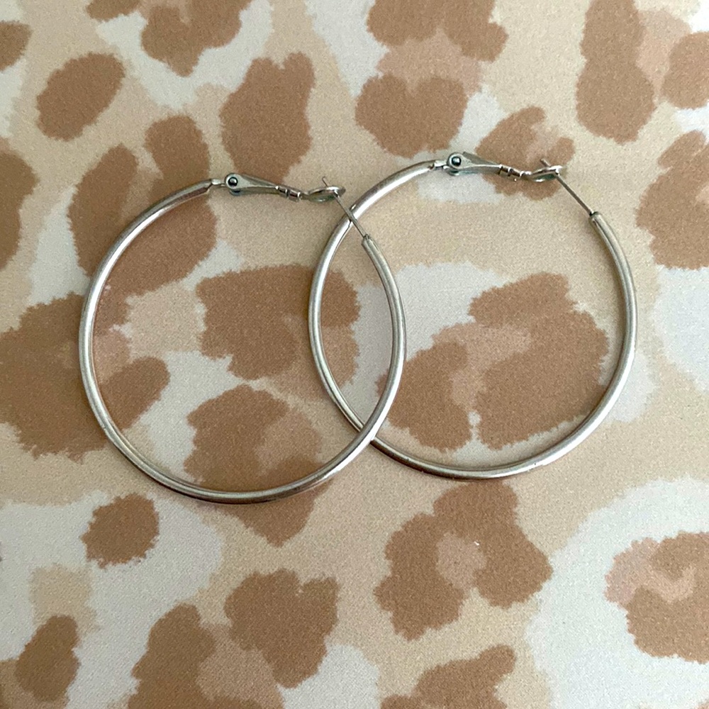 1.75’ 2mm Sterling Silver Hoop Earrings
